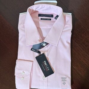 Tommy Hilfiger Men's Light Pink Dress Shirt, Athletic Fit